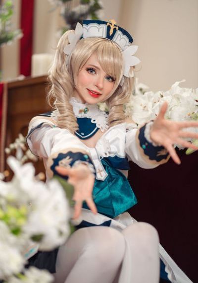 鲨鱼女孩