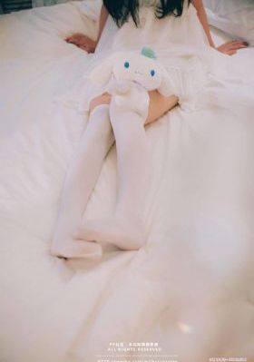 狠cha她花苞爽h