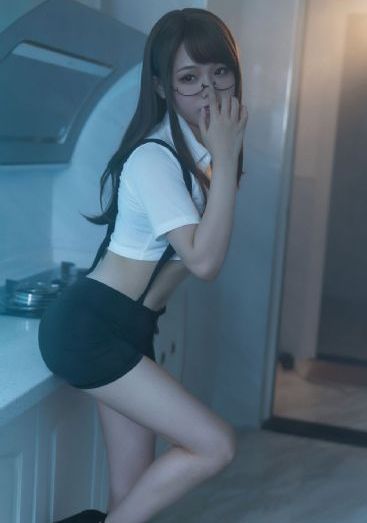 动漫老师胸乳动漫